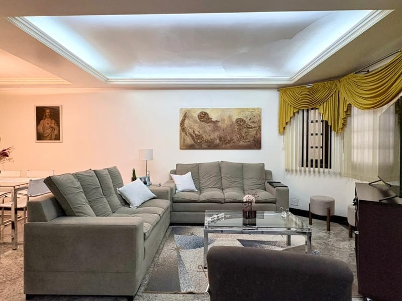 Sobrado com 3 quartos à venda