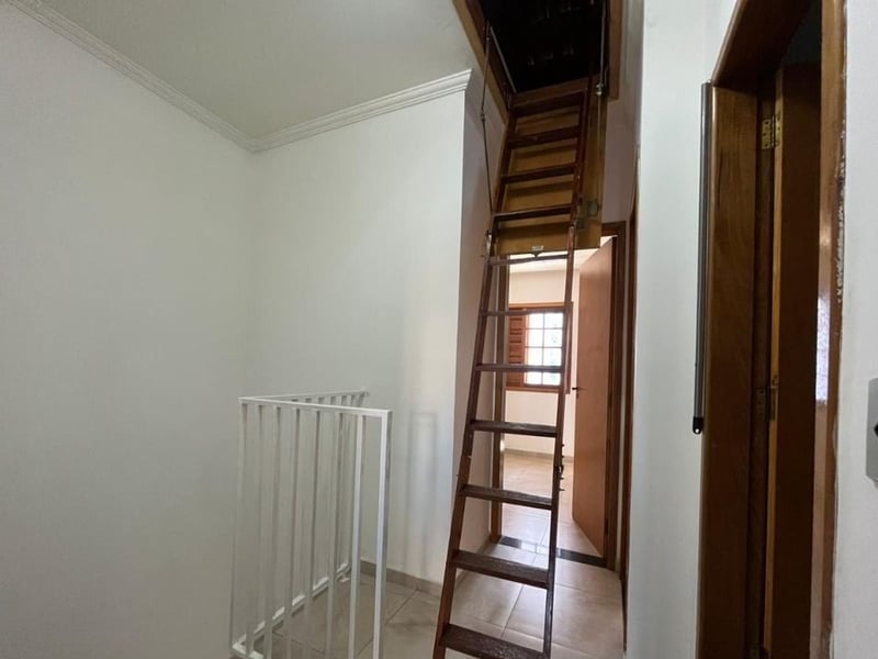 Sobrado com 3 quartos à venda