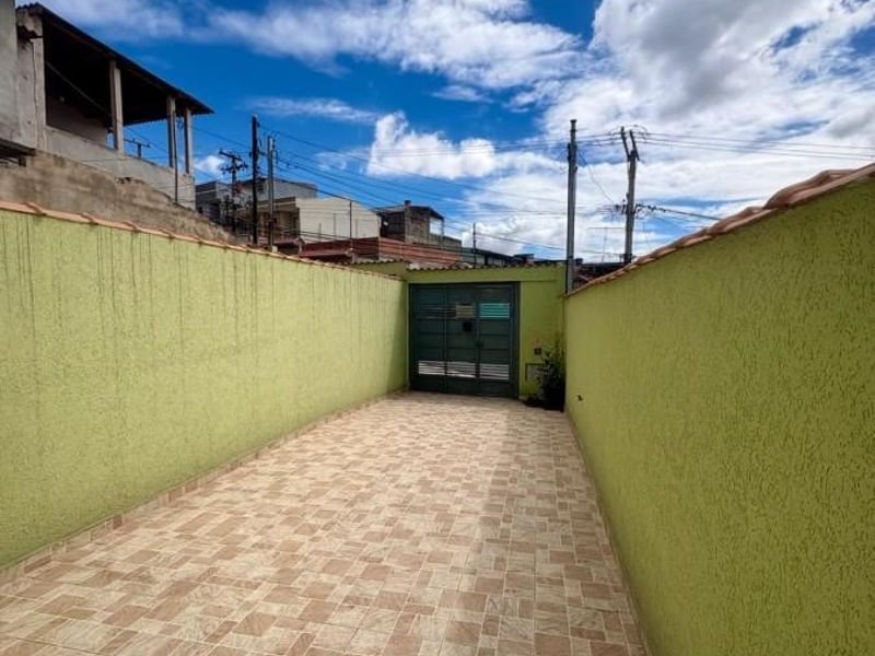 Sobrado à venda na Vila Antonieta