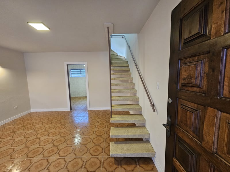 Casa com 2 quartos para alugar