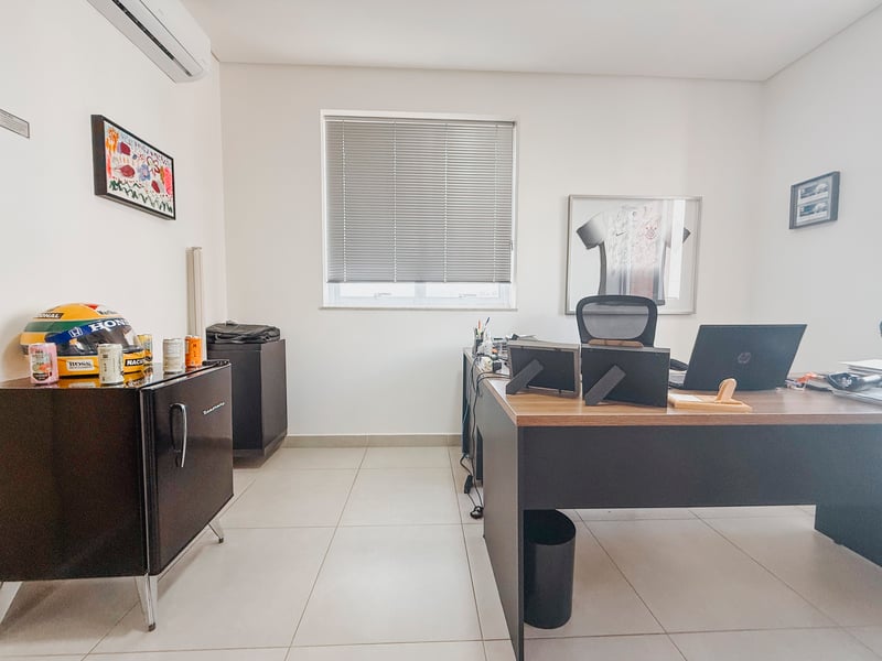 Sala Comercial no Condomínio Ibérica