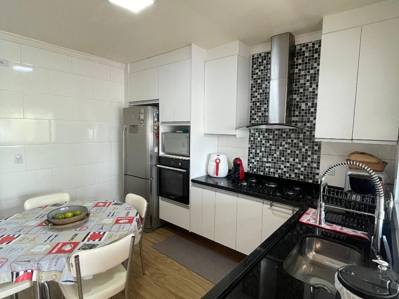 Casa com 2 quartos à venda
