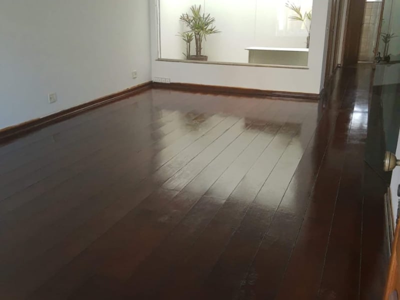 Casa com 4 quartos à venda