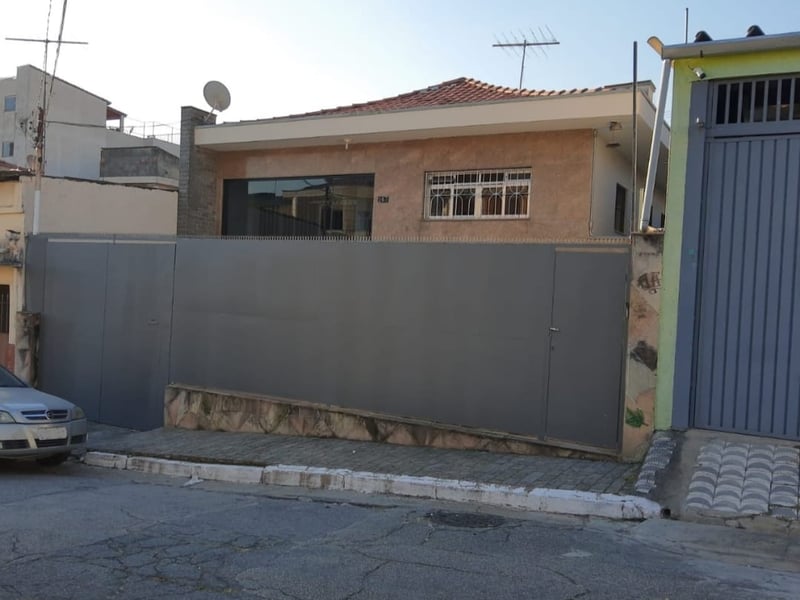 Casa com 4 quartos à venda