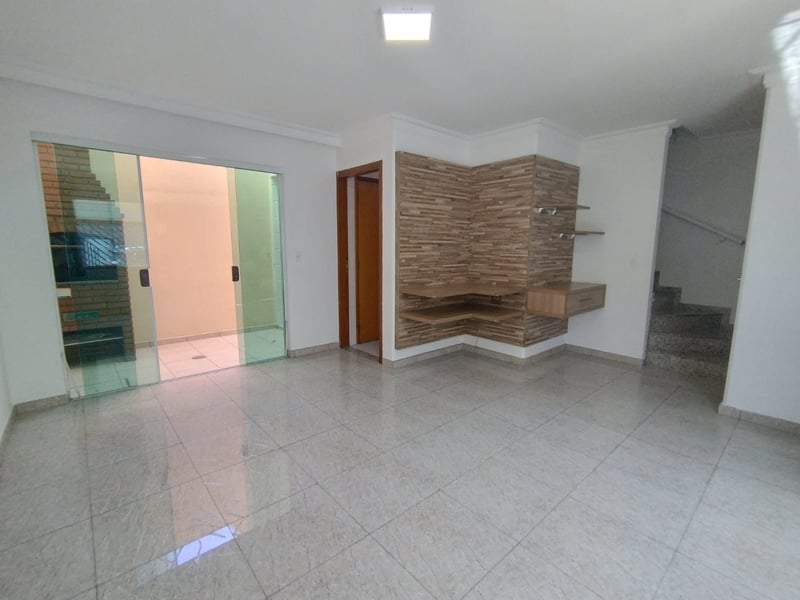 Sobrado com 3 quartos à venda
