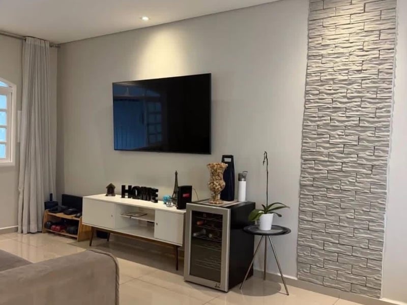 Casa com 2 quartos à venda