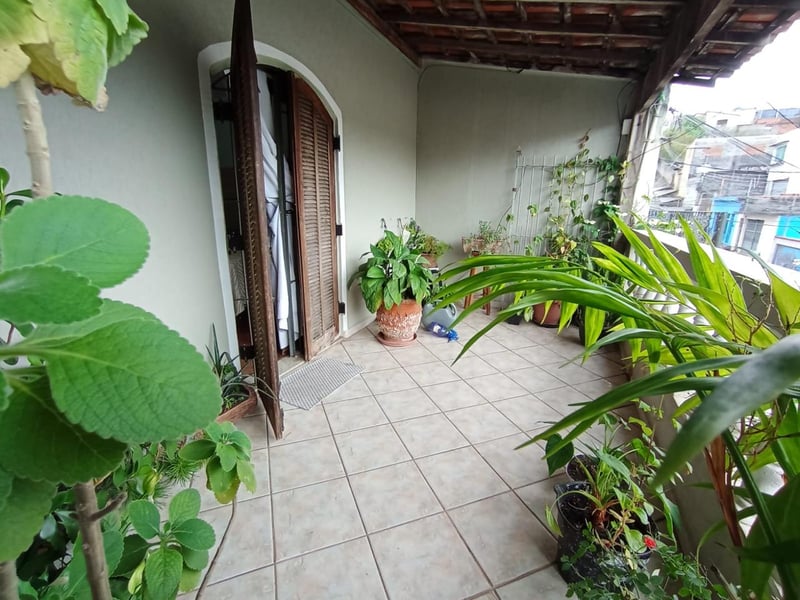 Casa com 2 quartos à venda
