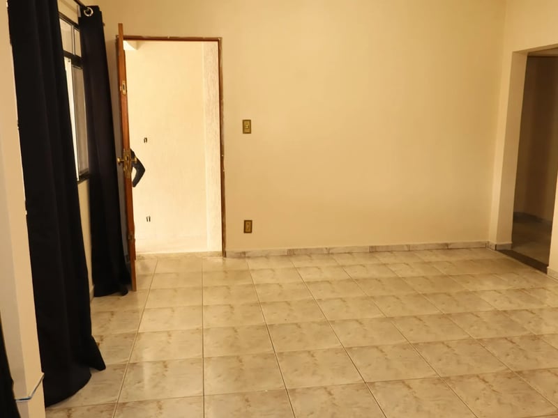 Casa com 4 quartos à venda