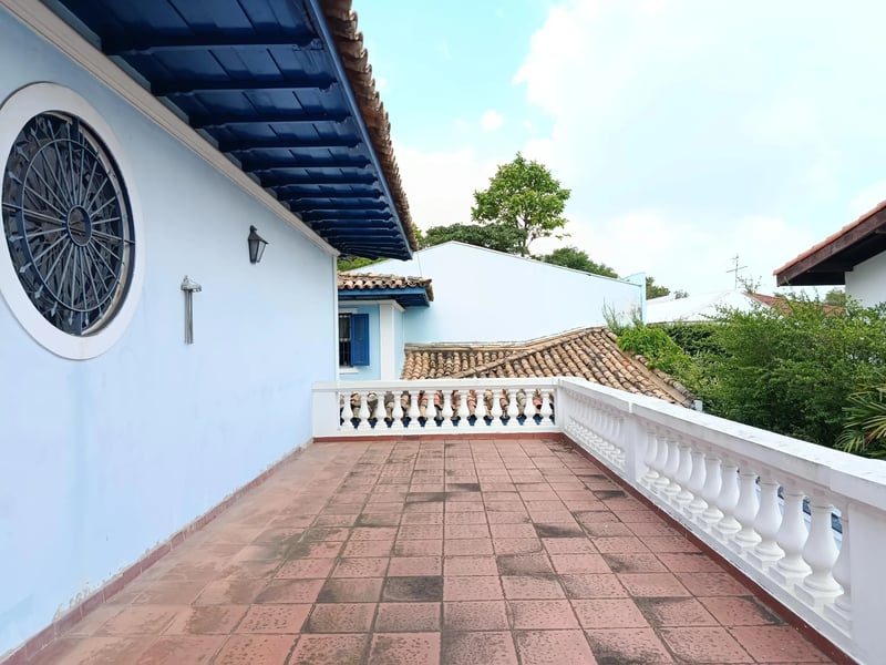 Casa com 4 quartos à venda