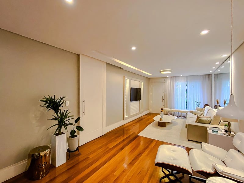 Casa com 4 quartos à venda