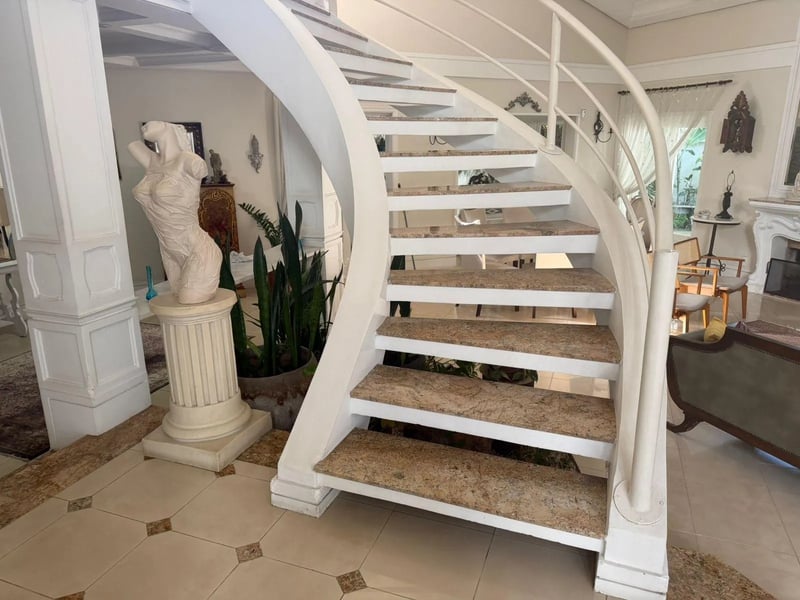 Casa com 4 quartos à venda