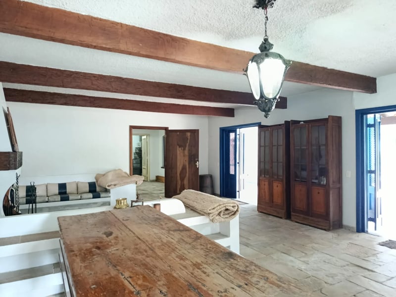 Casa com 4 quartos à venda