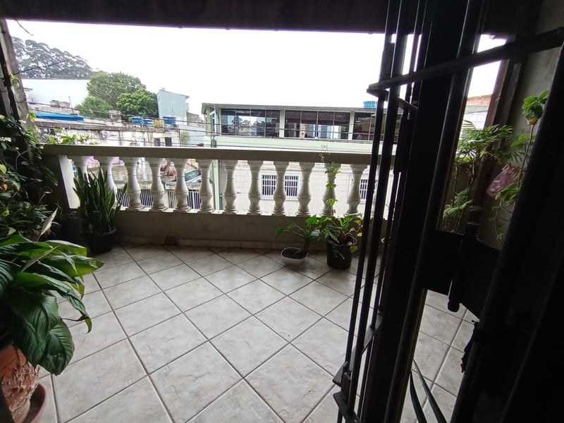 Casa com 2 quartos à venda