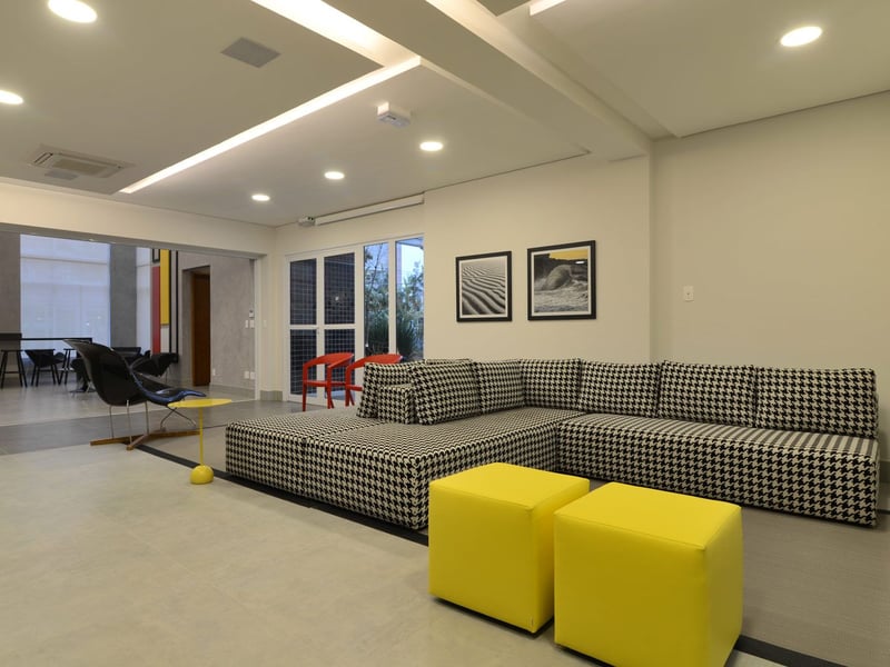 1526936936262-yellow-lounge.jpg