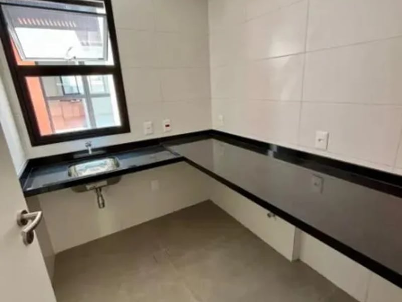 CUBE XL VILA MADALENA