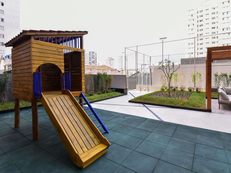 PLAYGROUND PIENZA.jpg
