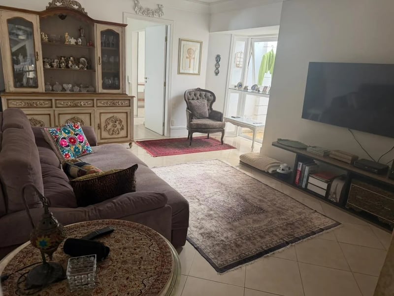 Casa com 4 quartos à venda