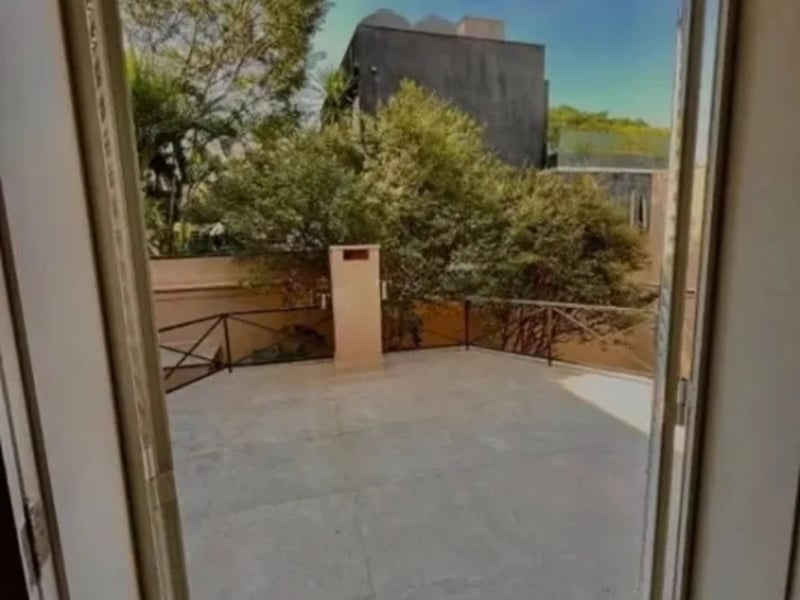 Casa com 4 quartos à venda