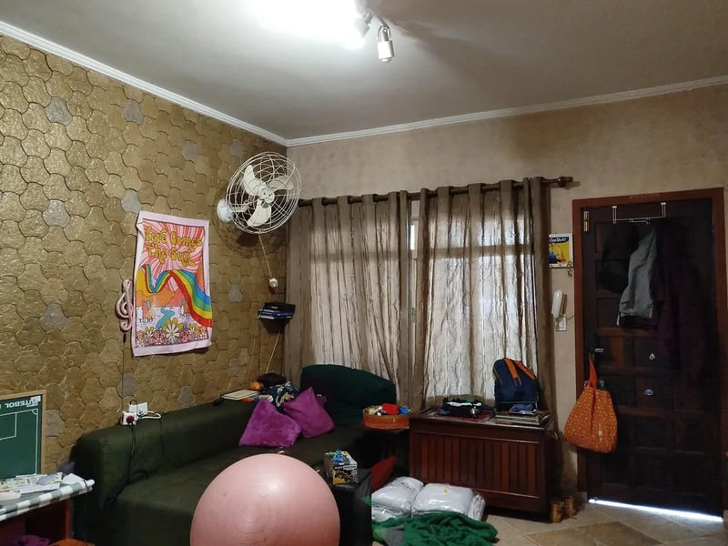 Casa com 2 quartos à venda