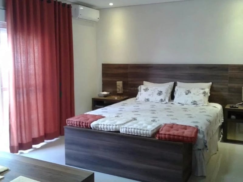 Casa com 4 quartos à venda