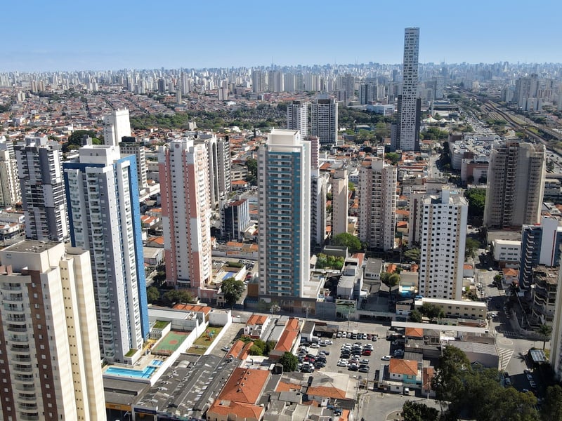 65-ima-bilbao-hernandez-fotomontagem-alta-r01.jpg