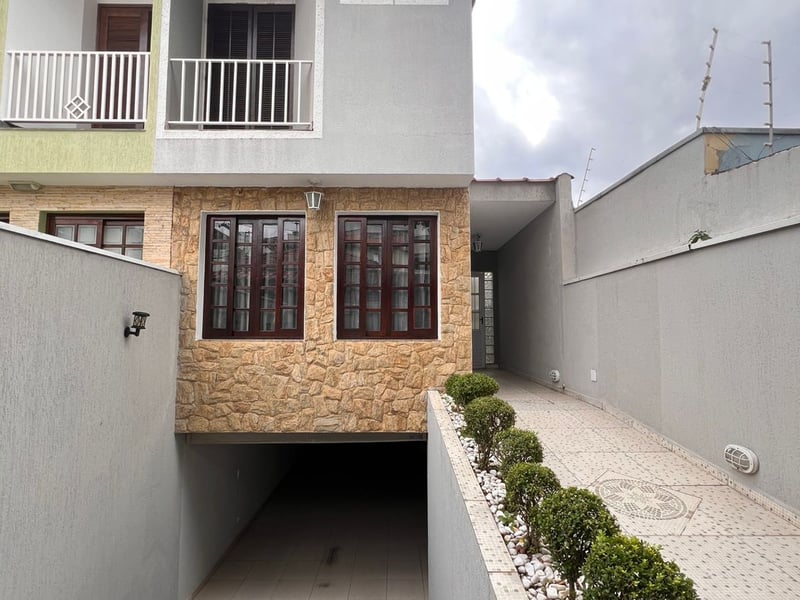 Sobrado com 3 quartos à venda