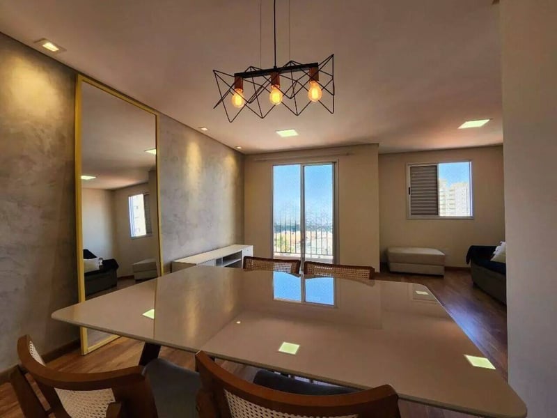 Apartamento com 2 quartos, 64 m², à venda por R$ 550.000